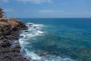 Oleaje en las playas de Telde/Antonio Rico.